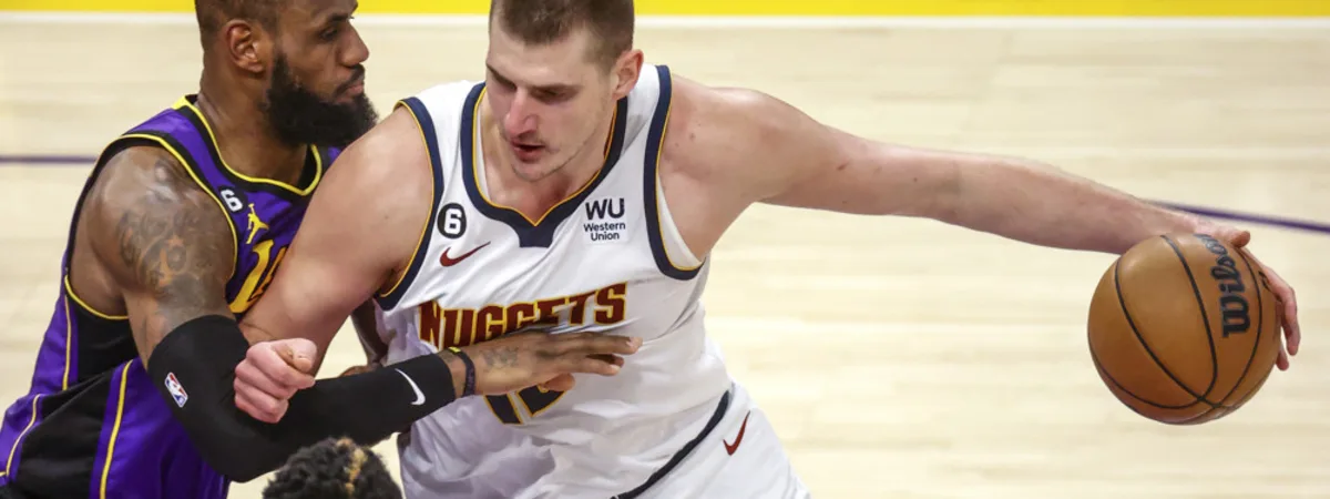 场上表现赢 场上表现赢